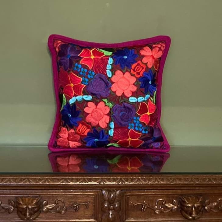 Meksika çiçek işlemeli yastık/fuşya resmi