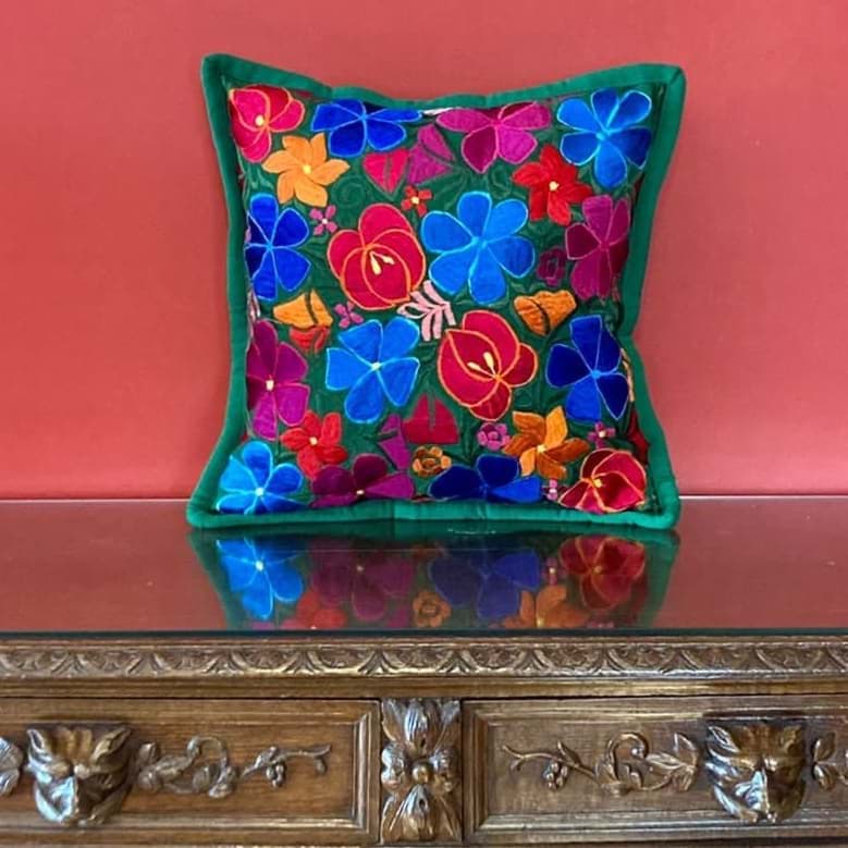 Meksika çiçek işlemeli yastık/yeşil resmi